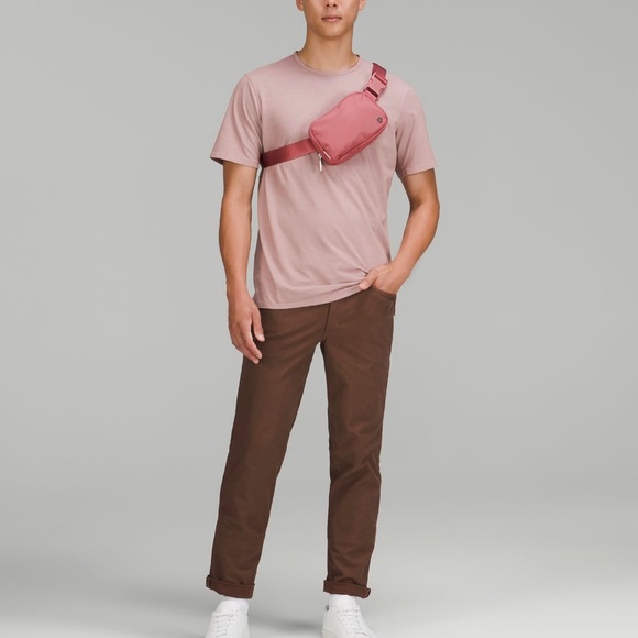 🍋Lululemon Everywhere Belt Bag, NWT - Picture 8 of 11